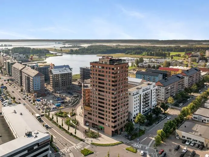Lägenhet, Leopold Nygrens plats 1 , Karlstad. Bild 1 av 17