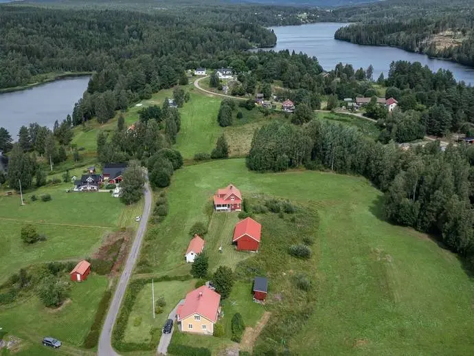Image 1 of 20 of Östra Hångstad Kullen 1