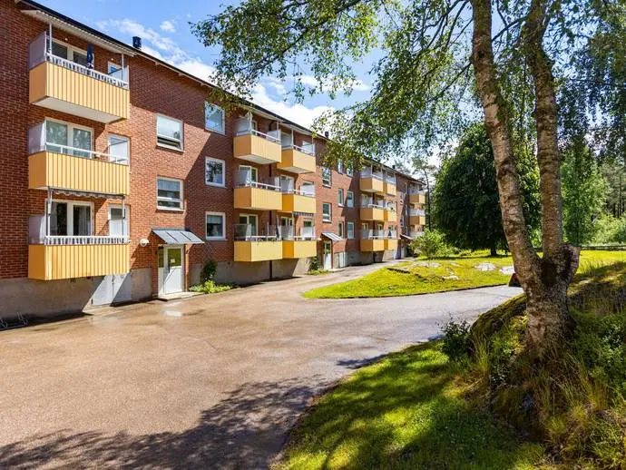 Bild 1 av 10 på Vintergatan 19B