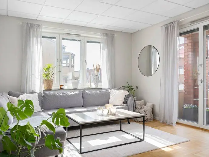 Apartment, Saresgatan 16. Photo 1 of 12
