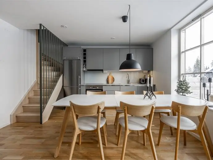 Bild 1 av 20 på Glitterstigen 7A