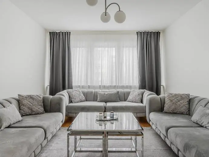 Apartment, Hagavägen 45. Photo 1 of 18