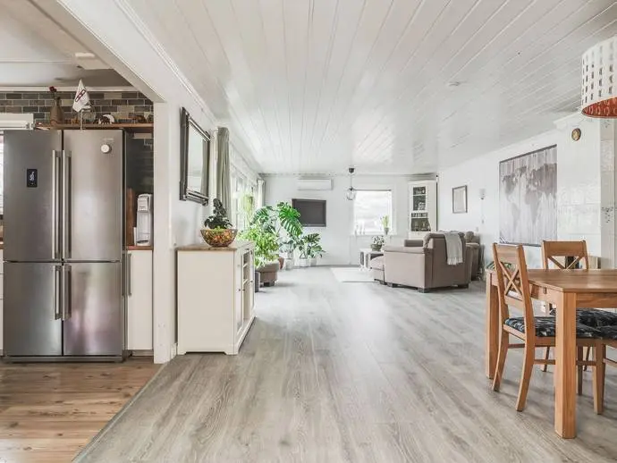 Bild 1 av 20 på Slingergatan 33