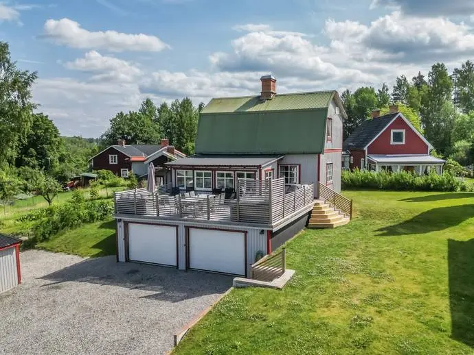 Villa, Övre Gunnars 6, Smedjebacken. Bild 1 av 20