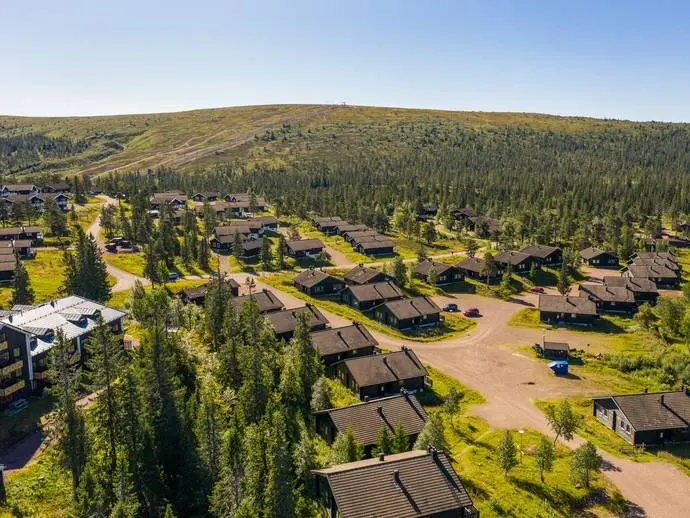 Fritidshus, Brf. Skogsfåglarna Tjädern, vecka 32, hus 4. SÄLEN.. Bild 1 av 19