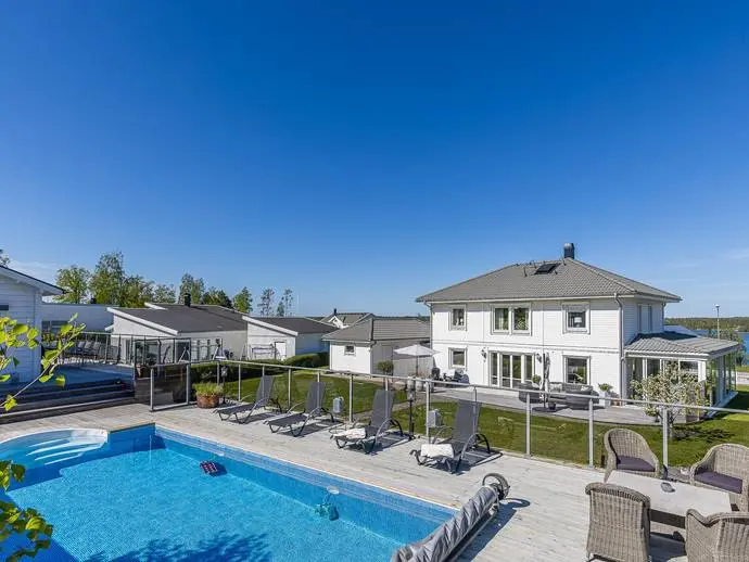 Villa, Sjöbrisvägen 17, Västervik. Bild 1 av 20