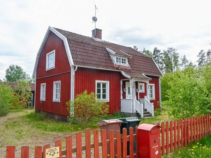 Bild 1 av 20 på Stenbergsvägen 1