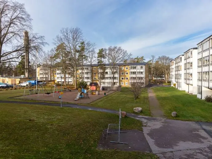 Bild 1 av 16 på Tallvägen 23