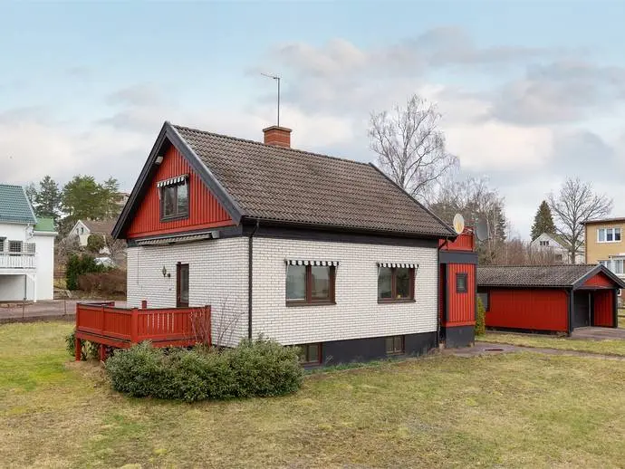 House, Svartgölsgatan 5, Nybro. Photo 1 of 20