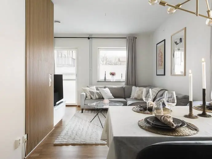 Lägenhet, Slottsgatan 41A. Bild 1 av 20