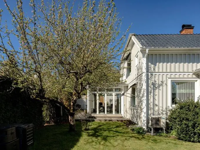 Bild 1 av 20 på Bangårdsgatan 9