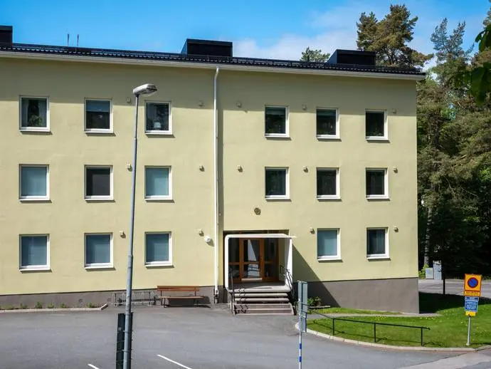 Image 1 of 18 of Östra bergsgatan 2a
