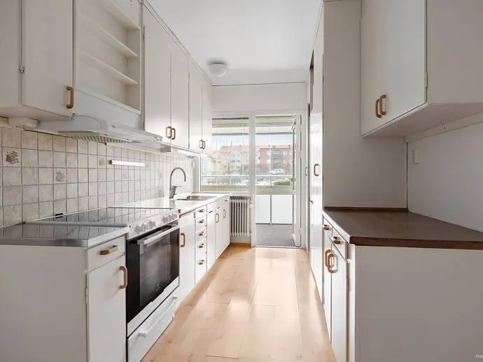 Apartment, Norra Storgatan 3e. Photo 1 of 15