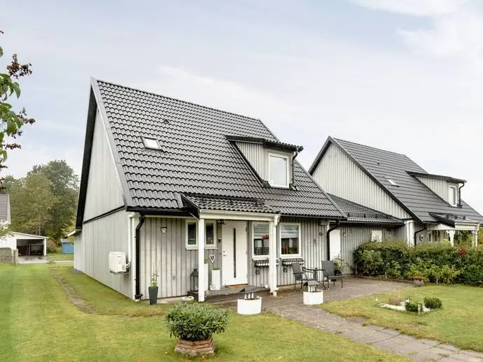 Lägenhet, Hallarydsvägen 13b, Gislaved. Bild 1 av 20