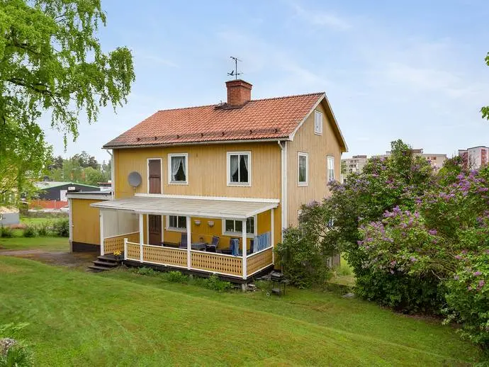 Bild 1 av 20 på Abrahamsvägen 3