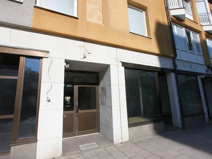 Bild 1 av 2 på Hyttgatan 18