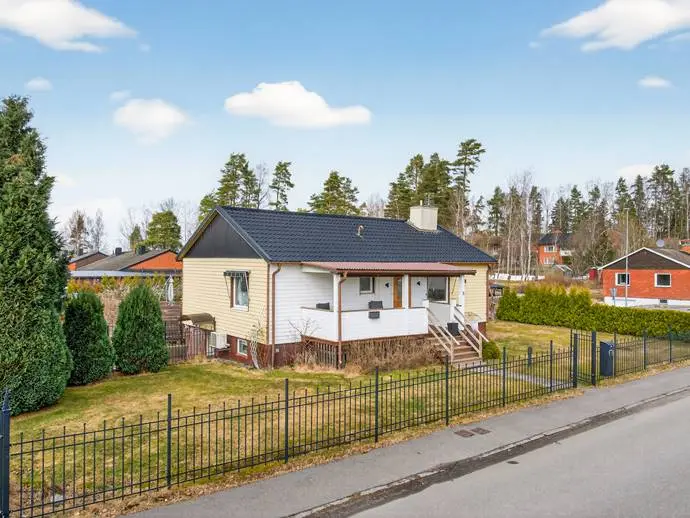 Bild 1 av 20 på Ramshöjdsgatan 5