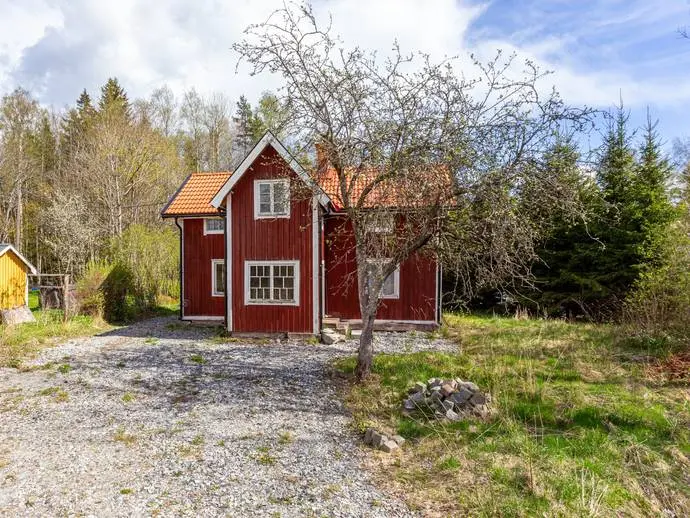 Fritidshus, Hidingen Anneberg 132. Bild 1 av 20