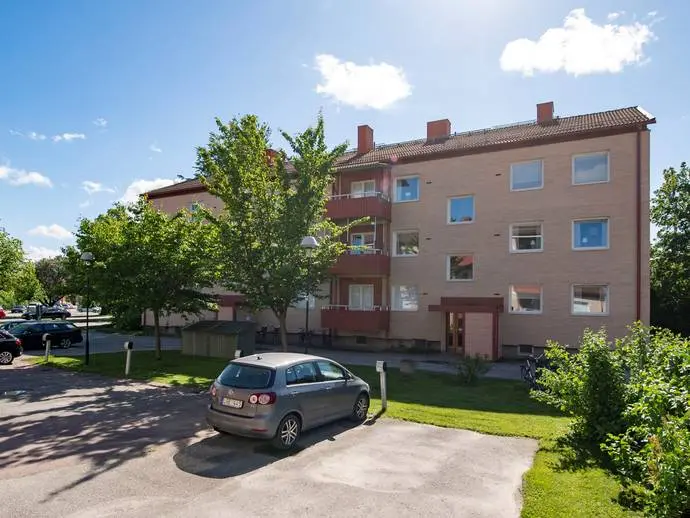 Apartment, Norra Ringvägen 27A. Photo 1 of 19
