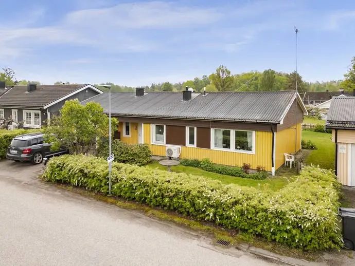 Image 1 of 20 of Lupinvägen 22