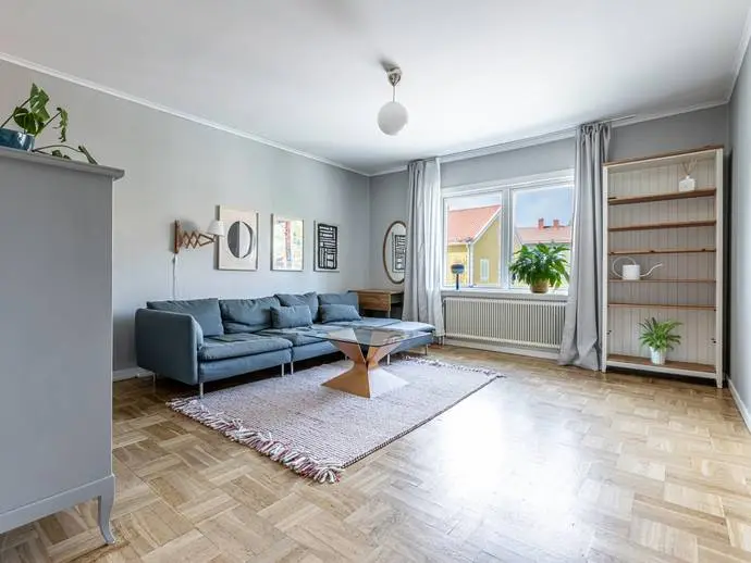 Apartment, Östra Kyrkogatan 54B. Photo 1 of 19