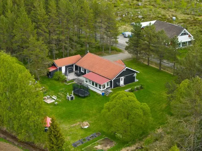 Bild 1 av 20 på Ratu 330