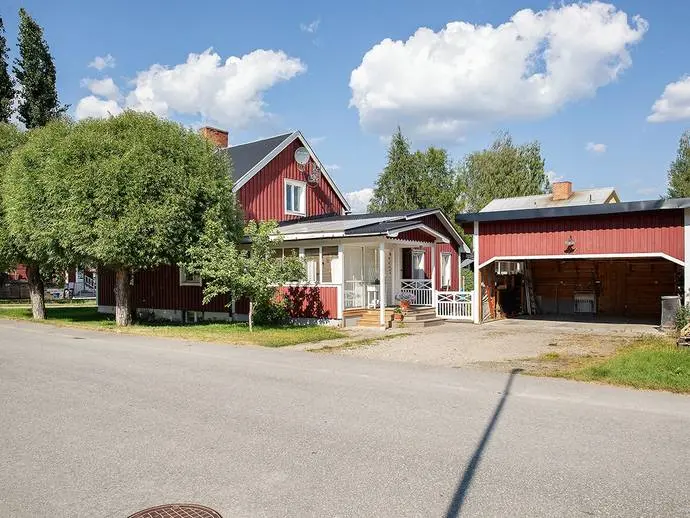 House, Prästbolsvägen 22, Lycksele. Photo 1 of 20