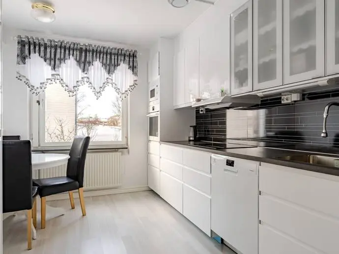 Image 1 of 17 of Gådeåvägen 12