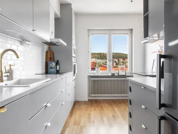 Bild 1 av 20 på Sveavägen 16