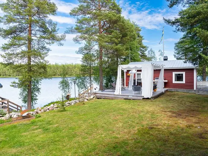 Bild 1 av 20 på Sandholmsudden 71