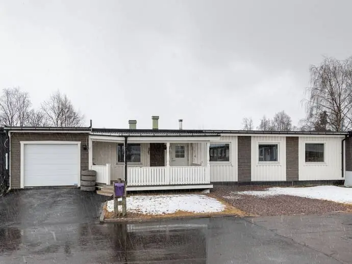 Villa, Kvistaregatan 5, Gällivare. Bild 1 av 18