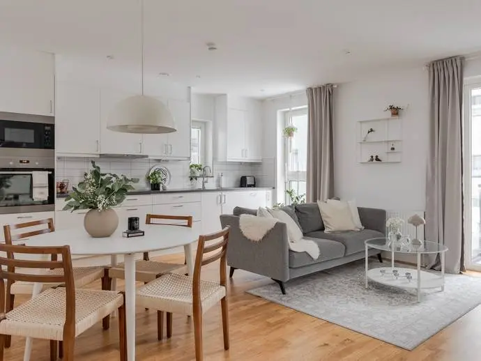 Lägenhet, Drottninggatan 2B. Bild 1 av 16