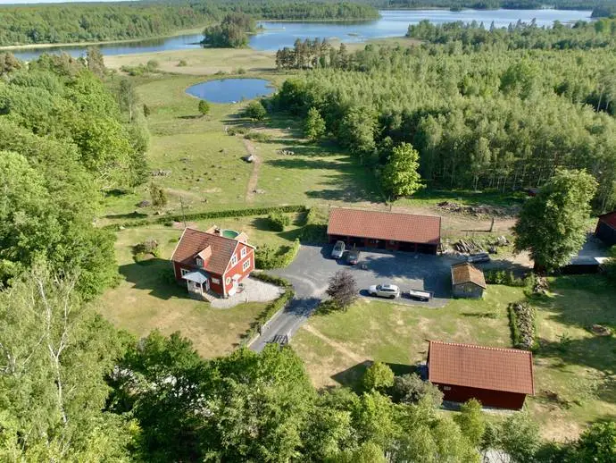 Bild 1 av 20 på Elmehult 8
