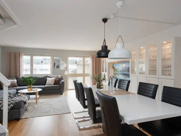 Bild 1 av 20 på Norrgatan 24