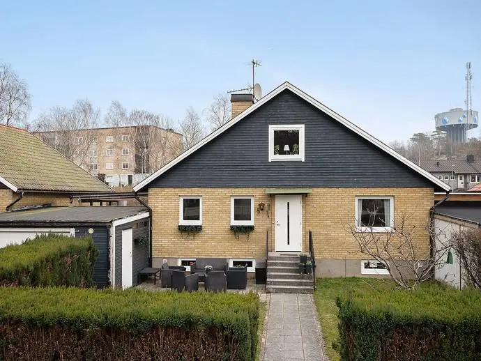 Bild 1 av 20 på Gadds väg 5
