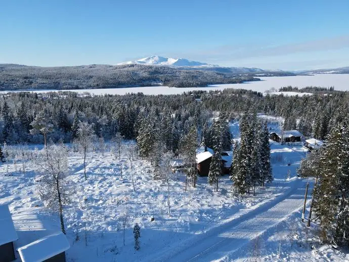 Bild 1 av 11 på Hästvägen 4