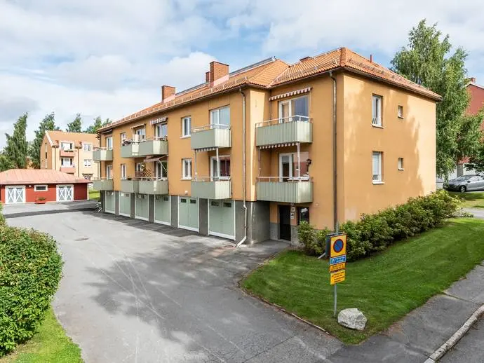 Lägenhet, Fagervallsgränd 15 A. Bild 1 av 18