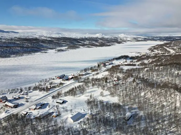 Bild 1 av 20 på Fjällnäsvägen 64