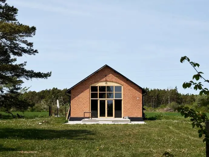 Bild 1 av 20 på Hablingbo Prästgården 154B