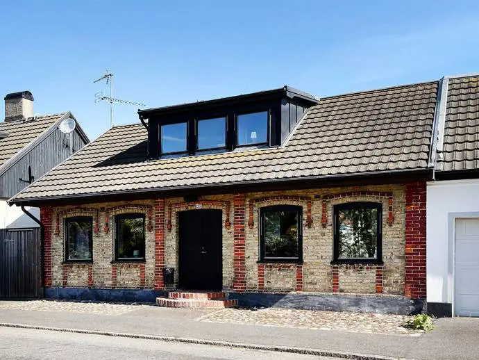 Lägenhet, Östra Förstadsgatan 135. Bild 1 av 20