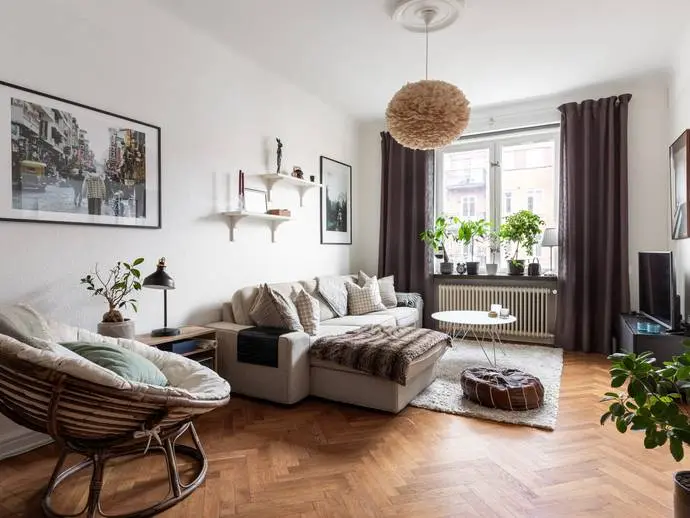 Bild 1 av 18 på Värnhemsgatan 6