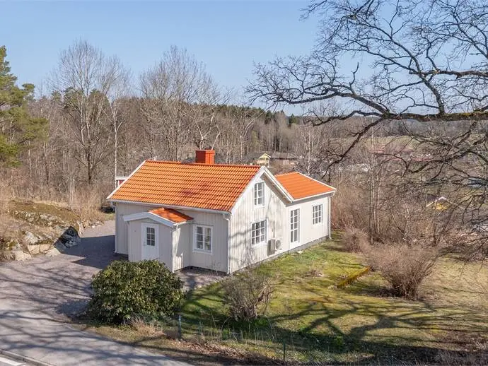 Villa, Hedekasvägen 44, Färgelanda. Bild 1 av 20