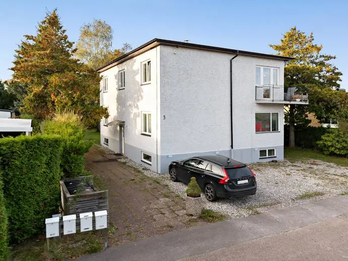 Apartment, Funkisvägen 3. Photo 1 of 20