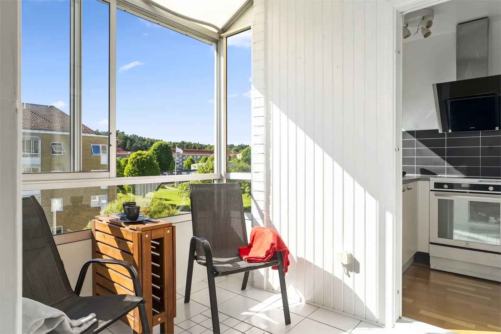 Apartment, Arvesgärde 17. Photo 1 of 5