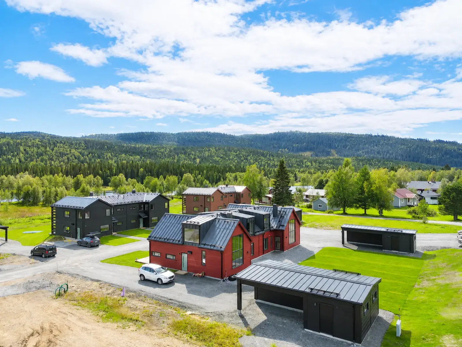 Bild 1 av 20 på Älvstigen 5B
