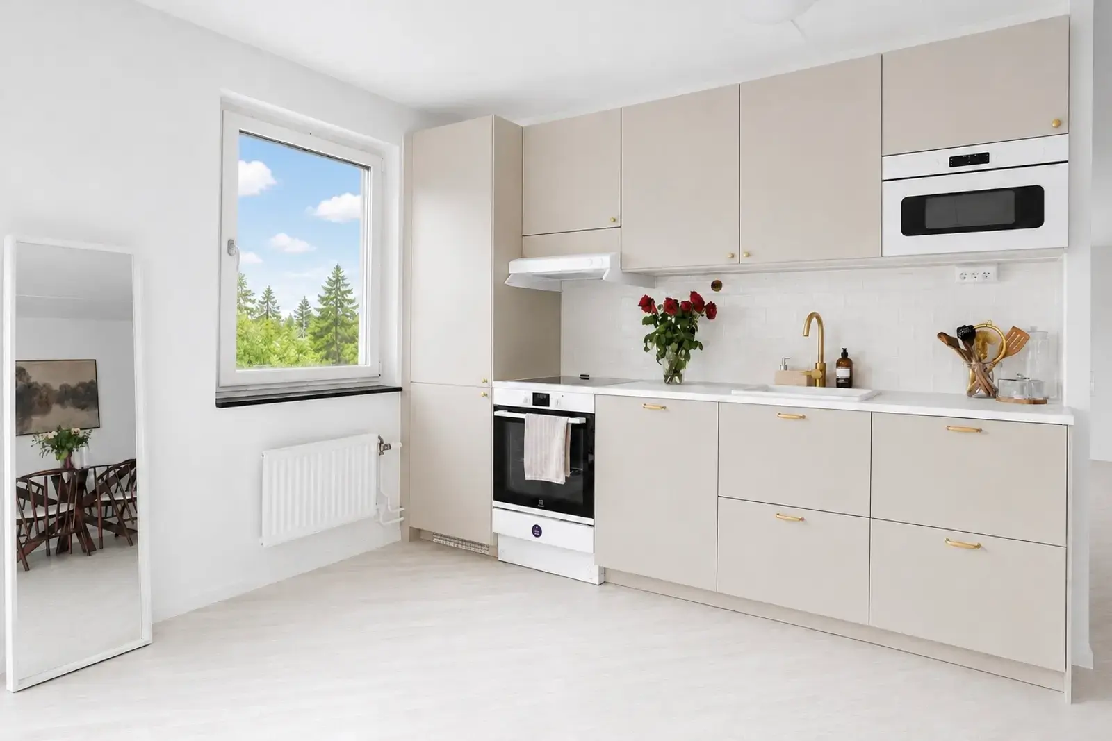 Image 1 of 20 of Lammholmsbacken 171