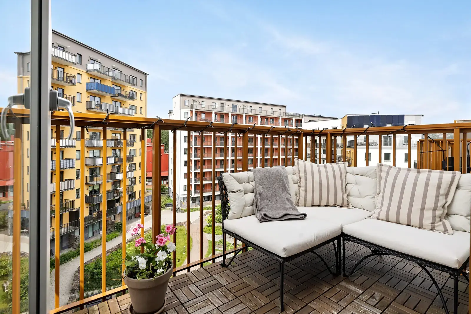 Apartment, Famngatan 8. Photo 1 of 20