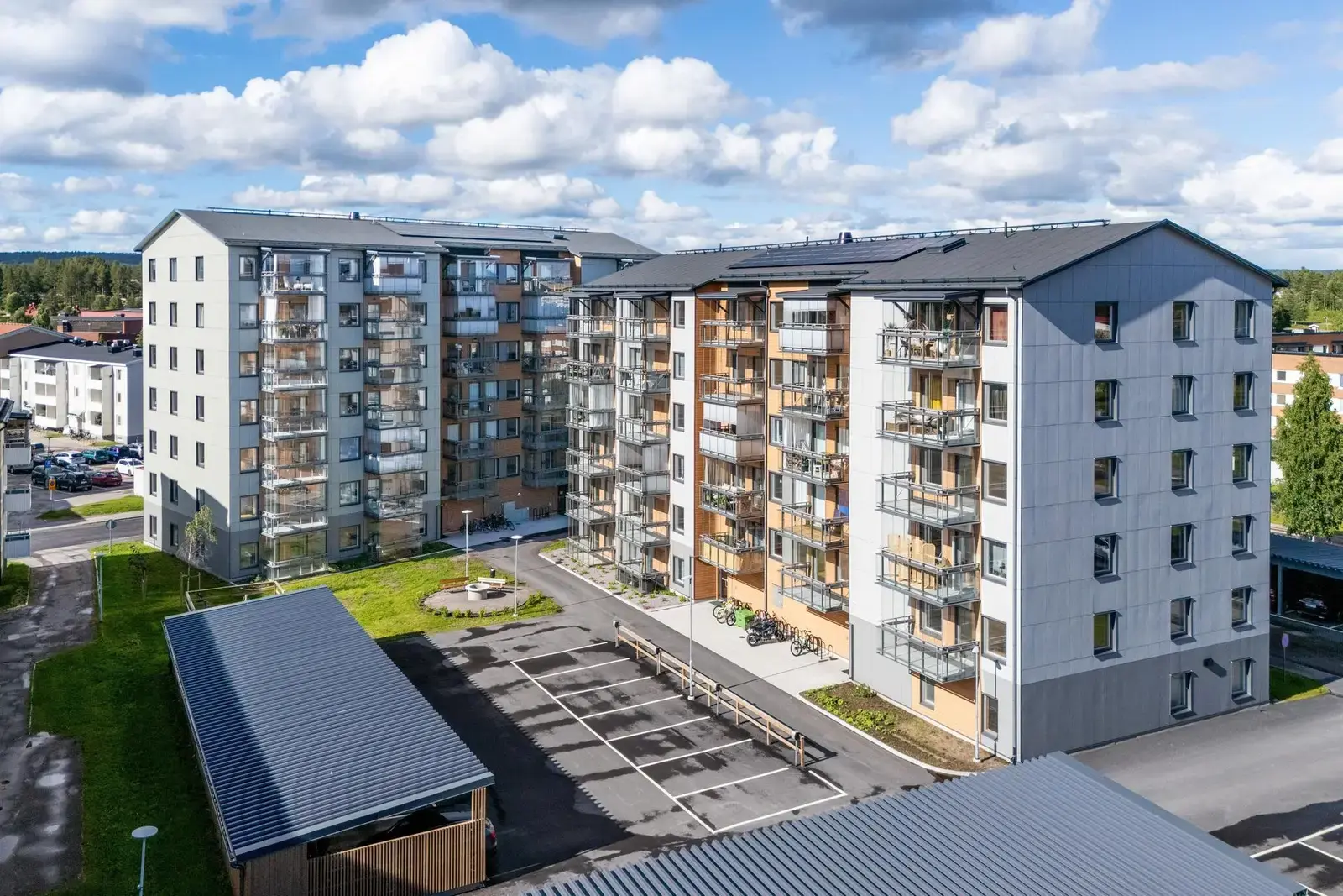 Lägenhet, Schaktmästaregatan 14A, Gällivare. Bild 1 av 20
