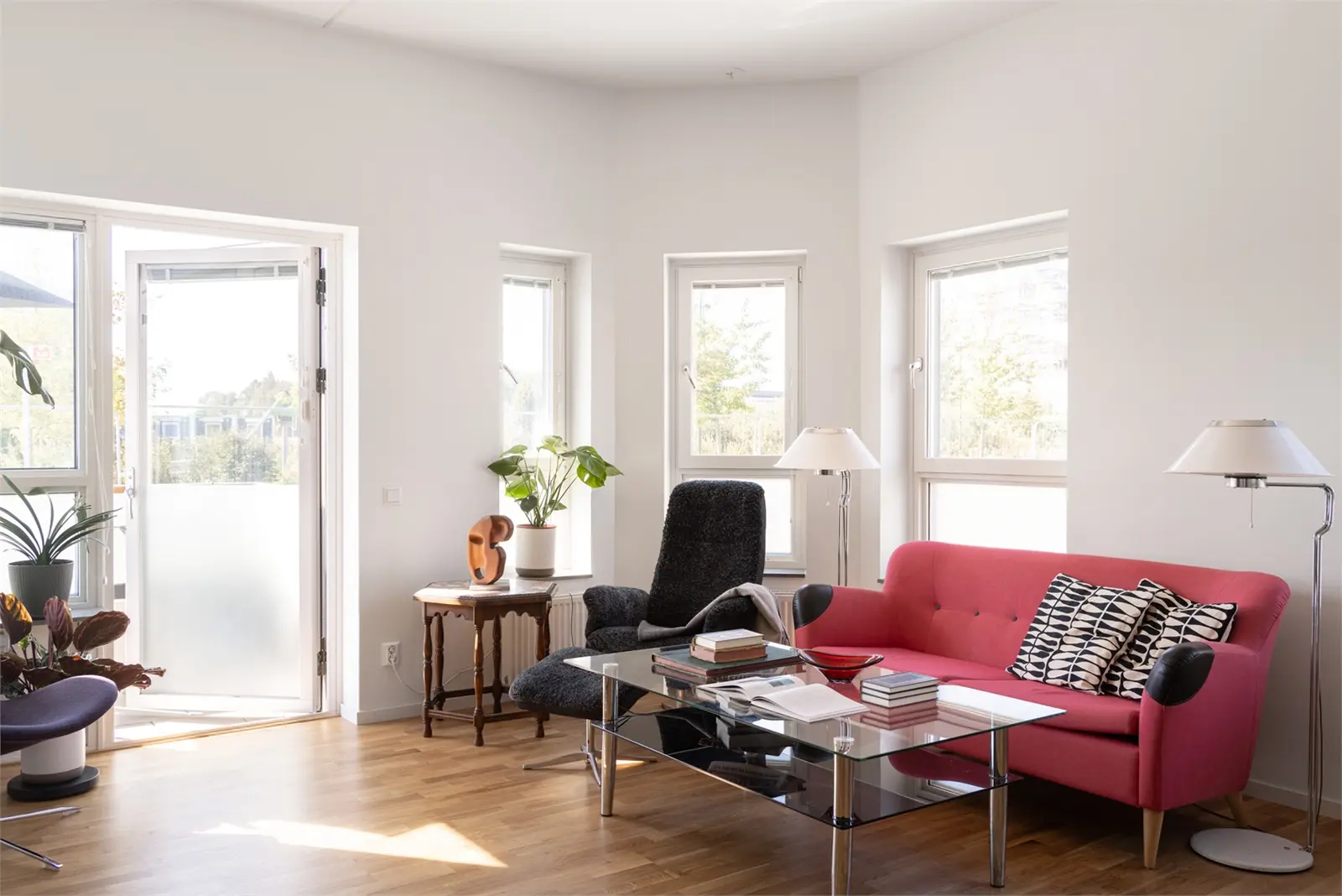 Lägenhet, Systerbrunnsvägen 15, Malmö. Bild 1 av 23