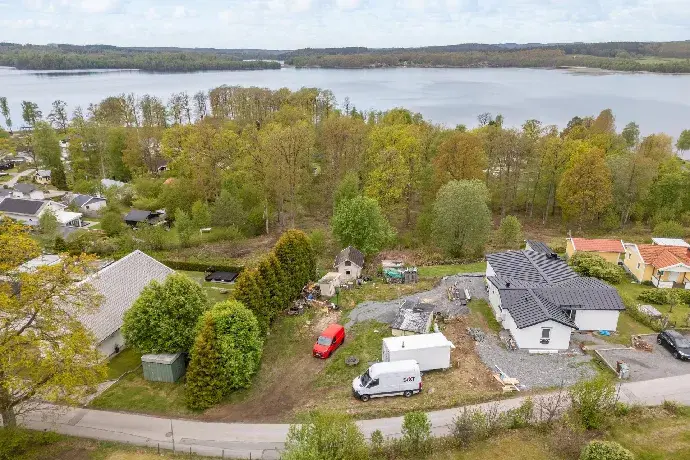 Bild 1 av 10 på Kroksvägen 24